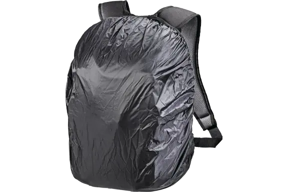 Rucksack in der Regenhülle